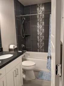 Spotless 2BR Sanctuary -9ft Ceilings- Inviting - Image 3