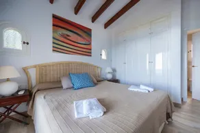 Stunning sea view and pool – Villa Amoura - Image 4