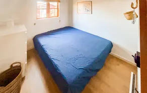 Belle maison de 2 chambres à Nexø - Image 3