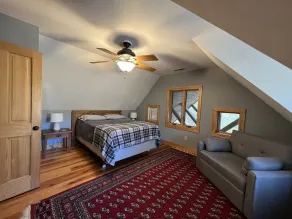10 Star River Front Retreat - Water Sports, Hiking, Campfires by the River - Image 5