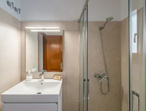 Villa Michaela · Villa Michaela-con piscina. A 500 mts de la playa - Image 4