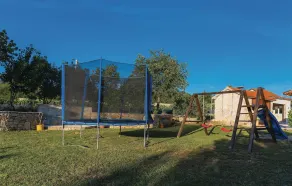 Pet friendly home in Trbounje with sauna - Image 4