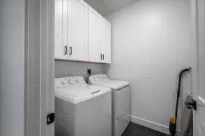 Spacious Brand New Home! Lots of courtyard space and fun for all. - Image 2