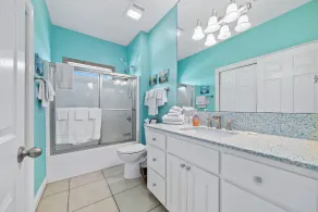 Gorgeous 3 Bd/ 2+Ba home w/unobstructed views & easy beach access - Image 4