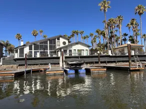 Luxury Waterfront Family Retreat – Pool, 1-Min to Fast Water - Image 4