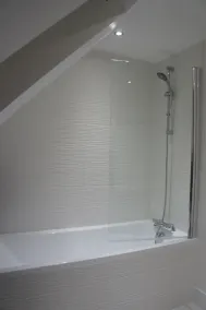 Luxury, modern, contemporary 2 bed apartment mins from town centre, golf & beach - Image 4