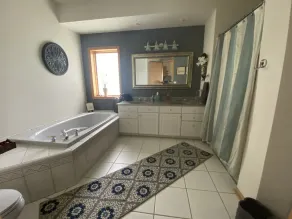 Executive Lakefront Home 30 Minuten von Madison entfernt! - Image 4