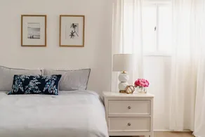 Steps to Beach | Cozy Grand Beach Cottage - Image 4