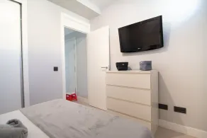 Santiago Bernabeu Temporary Apartment JMC52 - Image 5