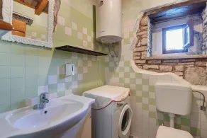Incantevole villa in pietra con piscina privata - Image 2