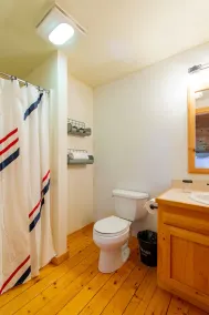 Cheerful Two Bedroom Cabin - 10 minutes to Camden! - Image 3