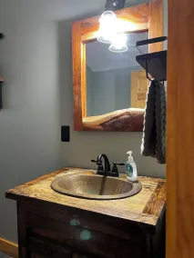 Cozy Modern Cabin - Image 2