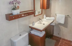 Beach Front Apartment In Cartagena - Image 2