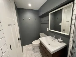 Modern & Charming 3BR Suite in Character Home - Image 5