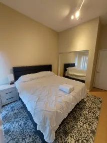 Comfy 2 bdrm 1 bath 3 beds in-law unit w/kitchen - Image 5