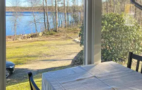 Hermosa casa en Torup con vista al lago - Image 5