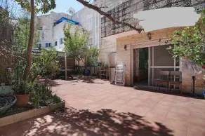 Modiin, Israel <br>Large house with garden - Image 3