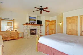 Mount Acoma 38 Condo - Image 5