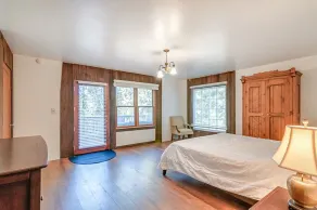 ABOVE IT ALL - UNIQUE MOUNTAIN RETREAT SLEEPS 15 W/REC ROOM - Image 5