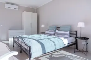 Belle villa pouvant accueillir jusqu'à 9 personnes, piscine, WiFi, climatisation, à 12 minutes de Palma - Image 2