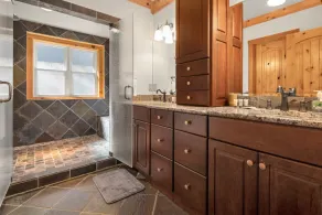 Big Rock Lodge - Mr. Lake Lure Vacation Rentals - Image 2