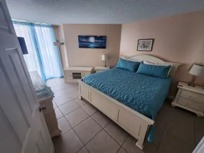 HERE YA' GO! ST REGIS UNIT 1310 OCEANFRONT! YOUR HAPPY PLACE! 2 BR 2 BA CONDO! - Image 5