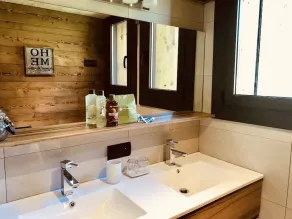 CHALET DE STANDING DE 180M2 AUX ANGLES -terrain🌲-Billard 🎱salle ciné 🎥🍿 - Image 5