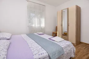 Apartments Markovic (54551-A2) - Rogoznica - Image 4