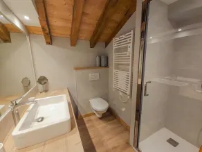 Cabaña en el corazón de St Martin de Belleville, cerca del telesquí, 5 habitaciones, 112 m² - Image 4