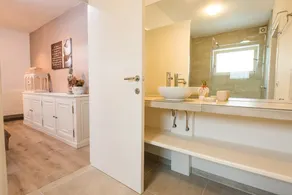 3-star city gîte for 7 to 9 people in the Ourthe valley. - Image 4
