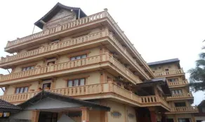 Vanhmaly Hotel - Image 4