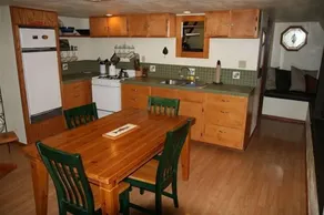 A Beautiful Vacation Awaits You on the Emerald Smith River! - Image 3