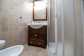 Apartment - Image 5