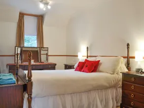 2 bedroom accommodation in Aboyne - Image 4