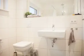 Nuovo: Appartamento di lusso con vista sul lago e sul giardino [no. 2] - Image 3