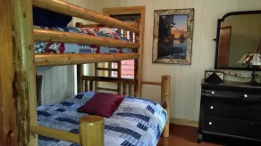 Lakeside Cabin Retreat; Perfekter Kurzurlaub für Wintersportler, vier Jahreszeiten voller Spaß - Image 4