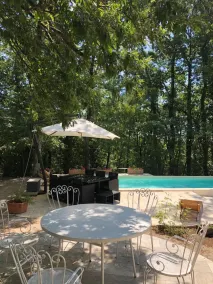 Fantastisk privat feriebolig for 10 gæster med WIFI, privat pool, TV, gårdhave og kæledyr tilladt - Image 4