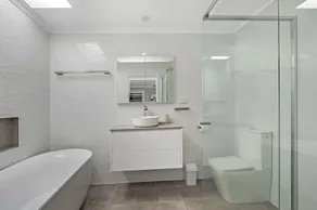 Luxury Beach House - Heated Private Pool & Heated Spa - Fire Pitt - Walk to Beach & Golf - Image 2