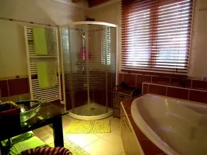 Villa with private pool in a quiet location with mountain views 5 min from Ceret - Image 2