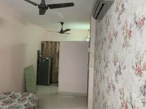 LOVELY 1 BEDROOM - Image 3