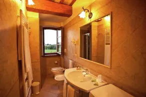 Romantische Flucht aufs Land - Image 3