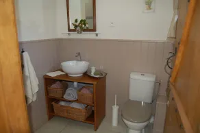 Les Hiboux - Coastal cottage  with heated pool and gardens, 10 min to beach - Image 4