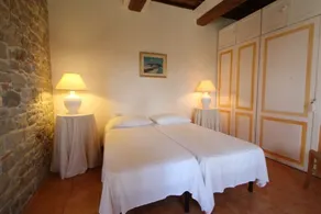 Superb villa with period furniture, large rose garden and private swimming pool - Image 5