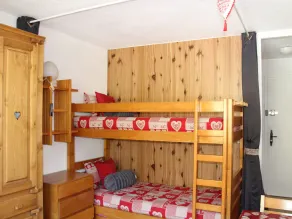 Studio 3 pers. au pied des pistes avec balcon exposé sud, draps fournis, proche commerces - Image 3