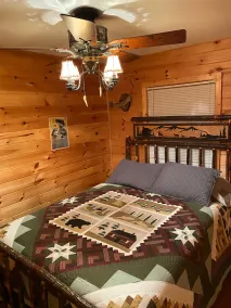 Cozy Cabin in the Woods, 30 min from Boone - Image 5