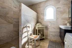 Holiday Home 'Maison Entre Mer Et Montagnes' with Mountain View, Private Pool & Wi-Fi - Image 2