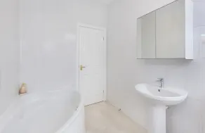 Portland Apartment - sleeps 3 guests  in 2 bedrooms - Image 3