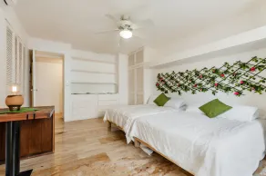Great location & Great price Condo - Image 5