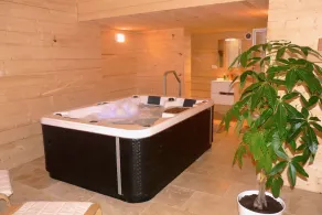 Typisk hus STONE 4 til 6 personer swimmingpool og boblebad, og i nærheden CAHORS Montcuq - Image 2