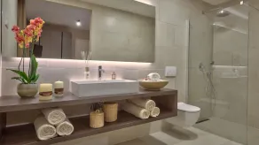 Luxury Villa Vigneto heated pool jacuzzi - Image 4